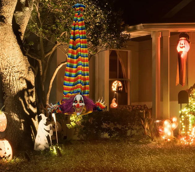 HOMCOM 3.8' Outdoor Halloween decorations, electronically hanging clown corpses, sound and motion activated animated props