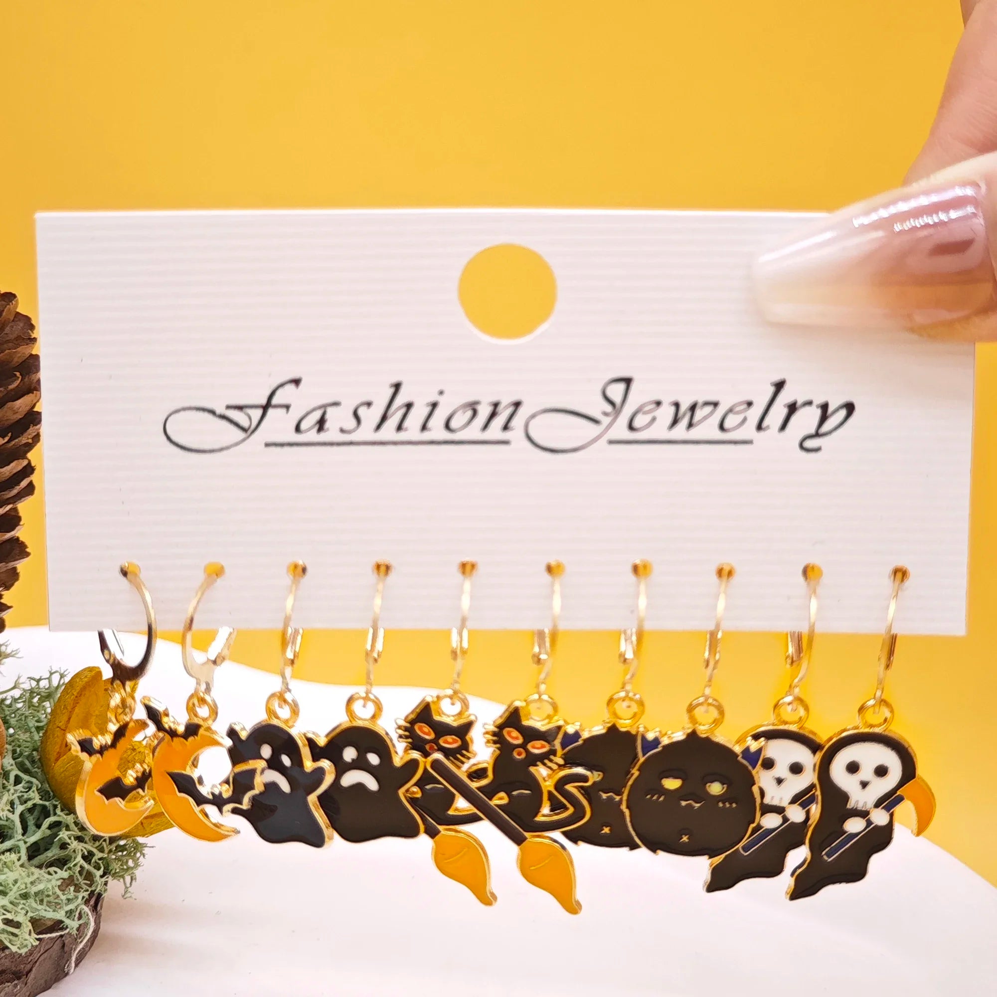 10pcs Halloween series earrings with horror alloy oil drop pumpkin bat spider web ghost earrings set for women