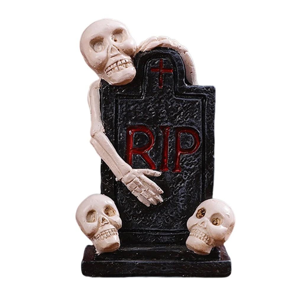 Halloween Spooky Miniature Statue Figurine Resin Mini Skull Ghost Decor Micro Skull Ghost Landscape for Haunted House Decoration