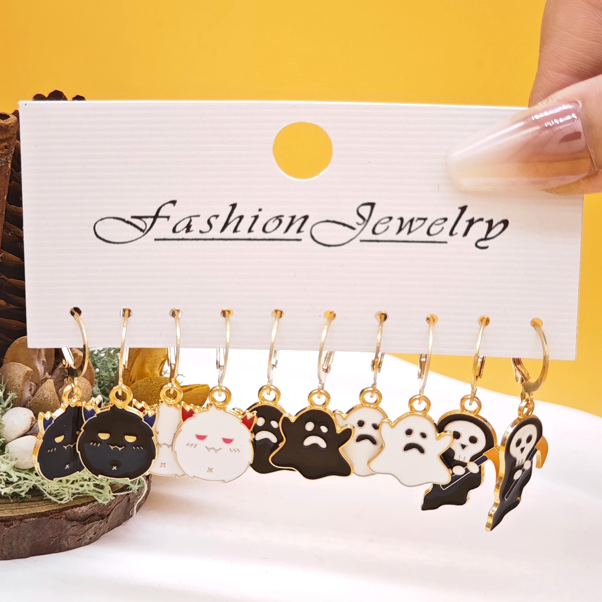 10pcs Halloween series earrings with horror alloy oil drop pumpkin bat spider web ghost earrings set for women